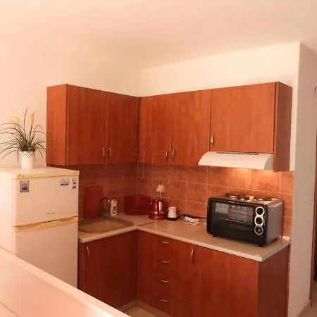 Apartment αpartment With Attic