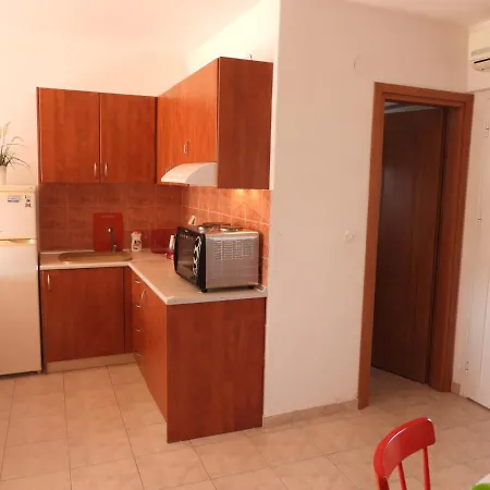 αpartment With Attic *